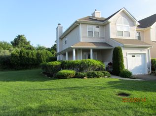 2806 Bayberry Path, Riverhead, NY 11901