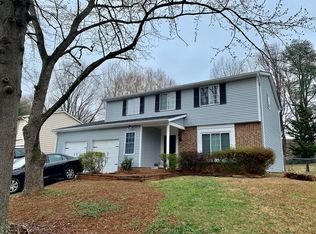 9432 Robert Burns Ct, Charlotte, NC 28213