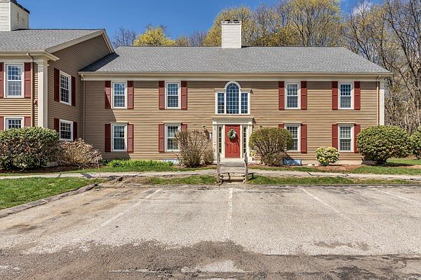 1st image of 35 Essex Green Ln #D