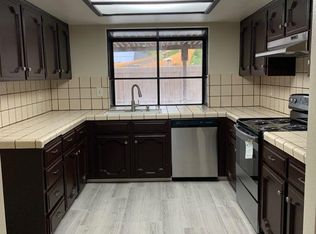 420 W Teague Ave, Fresno, CA