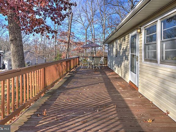 5th image of 56 Ridgewood Ln