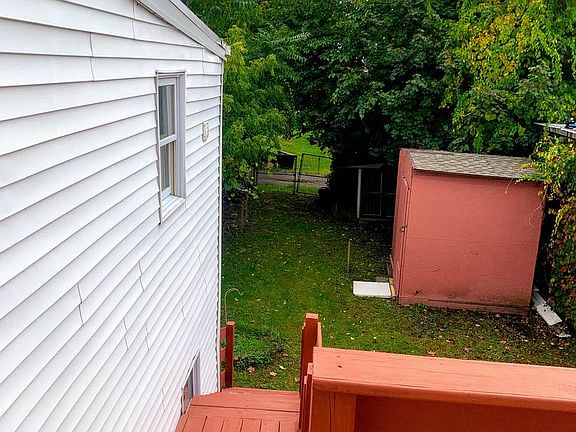 3rd image of 11 Smith Ave