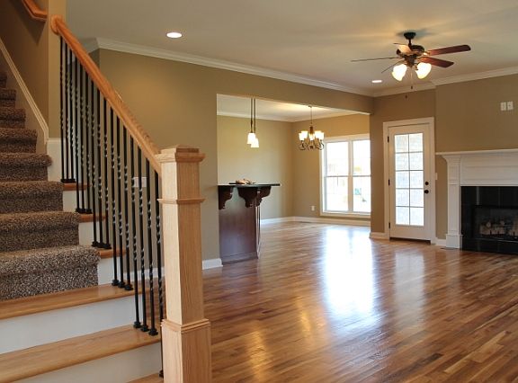 2nd image of 1327 Dayspring Ct