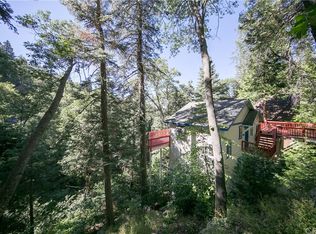 566 Hillside Dr, Lake Arrowhead, CA 92352