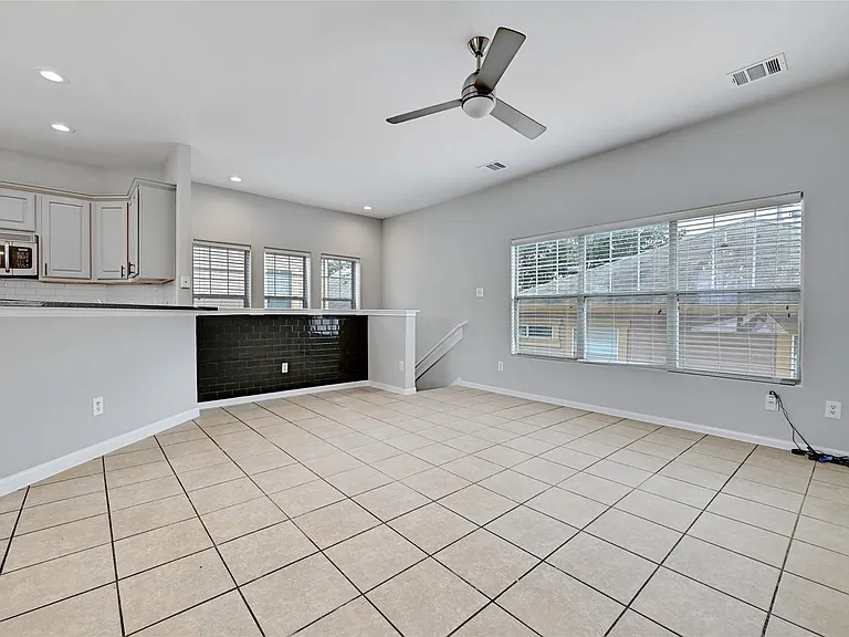 2909 Saville Loop #10C — Photo 6