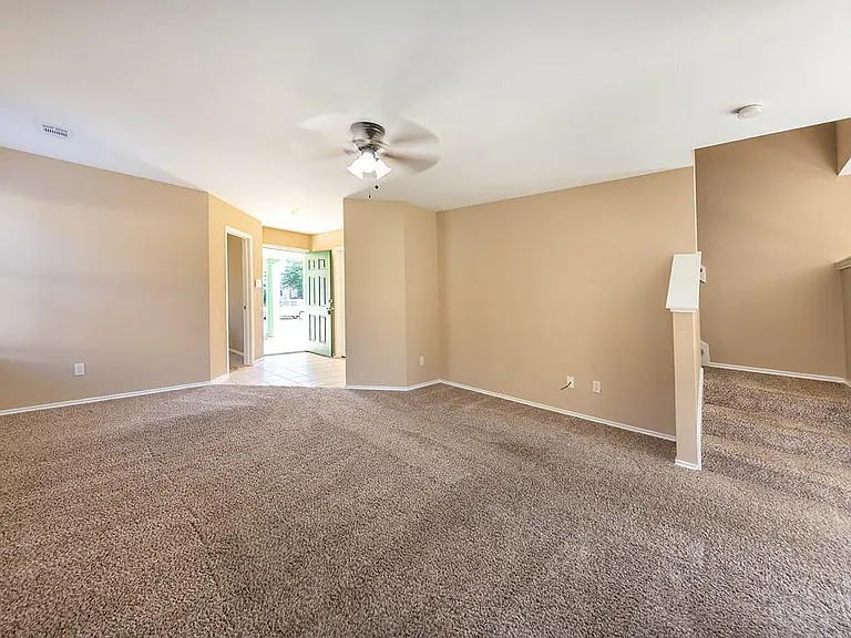 3603 Avalon Castle Dr — Photo 5