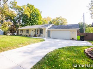 900 S Macomber St, Greenville, MI 48838