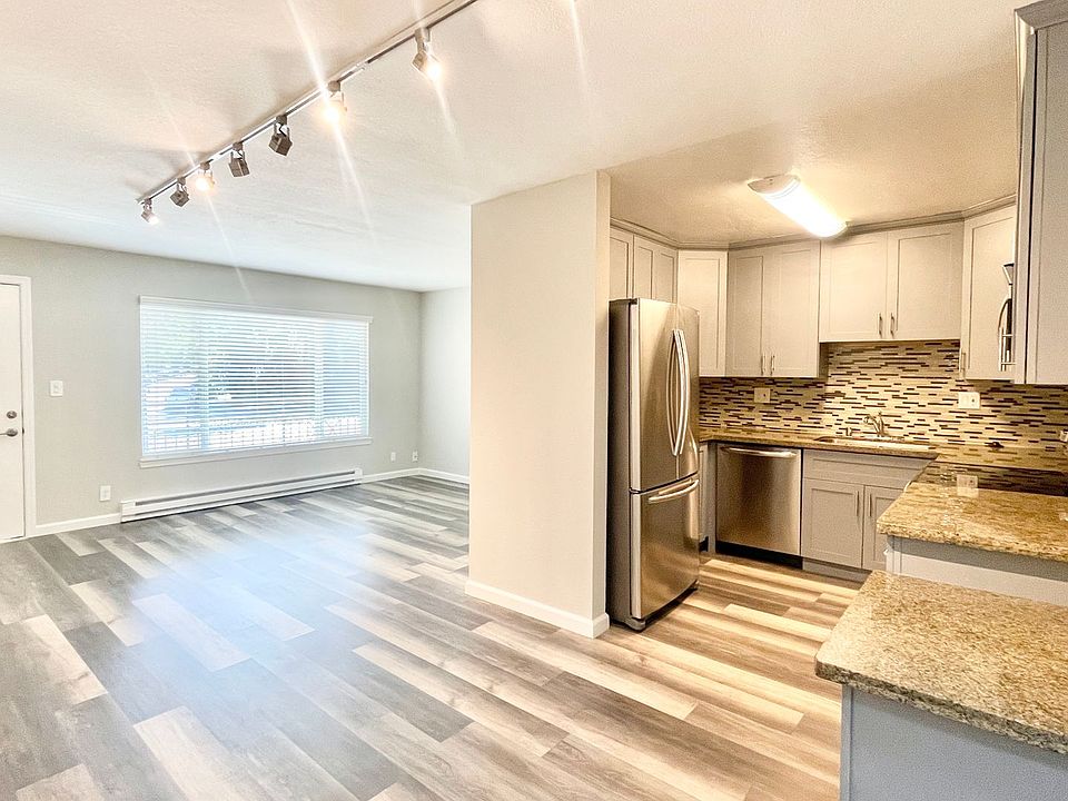 1st image of 438 N El Camino Real APT 103