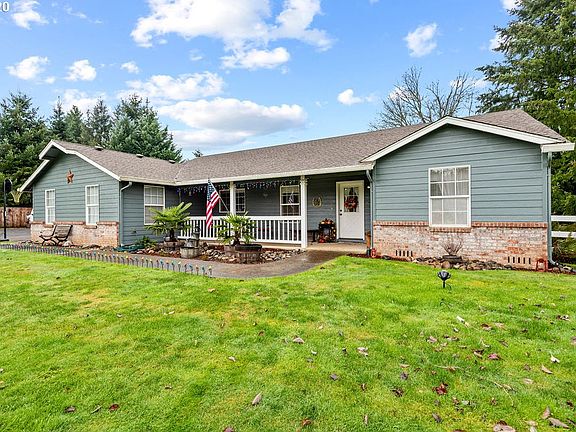 4th image of 25118 NE 140th Ave