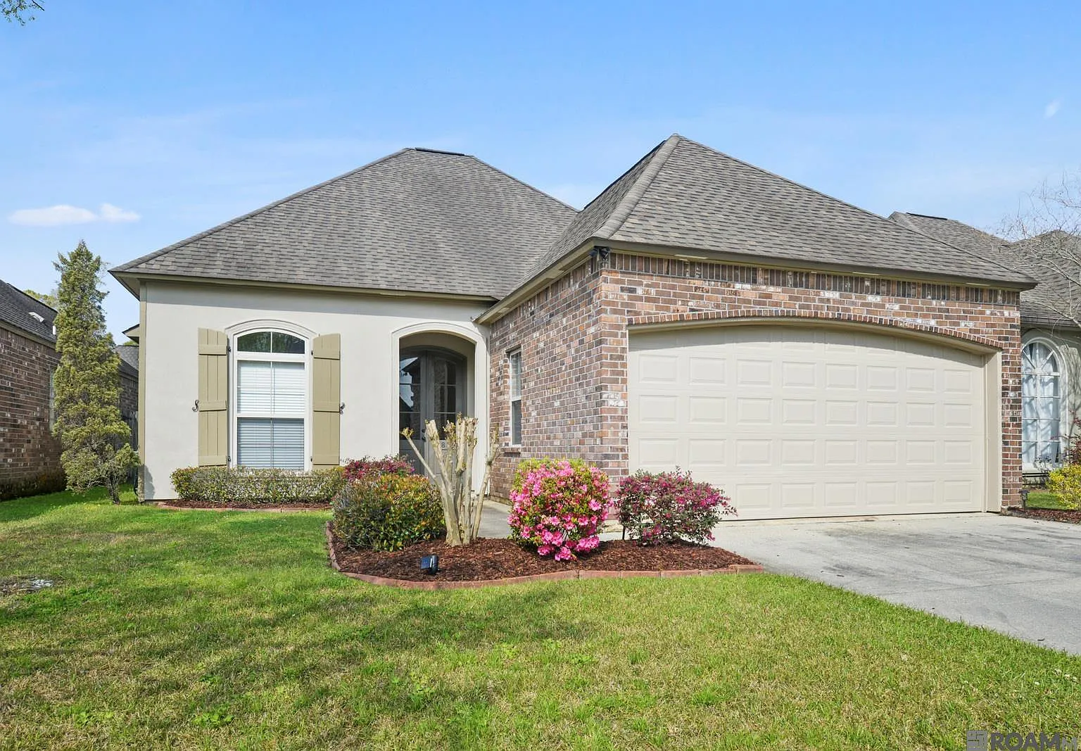 3 bed, 1718 sqft, $2,175 — Photo 1
