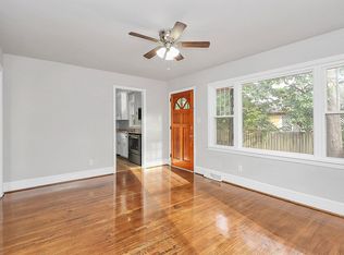 1415 Springwood Ln, Charlotte, NC 28210