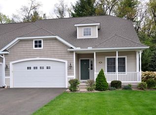 83 Hunt Glen Dr, Granby, CT 06035