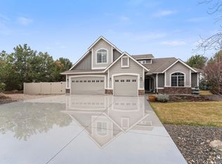 12043 W Tustin Ln, Kuna, ID 83634