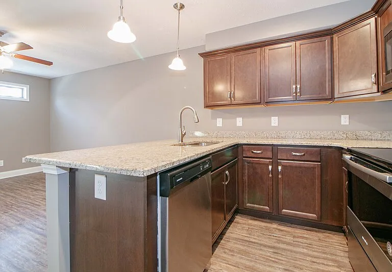 325F Landrum Pl — Photo 9