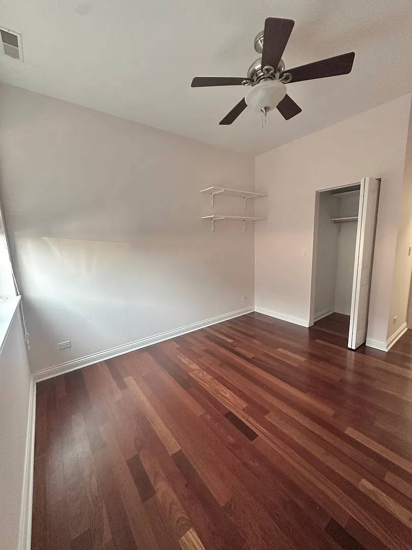 3 bed, 1300 sqft, $2,550 — Photo 4