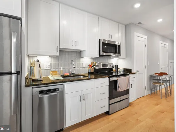 833 19th St NE APT 1, Washington, DC 20002