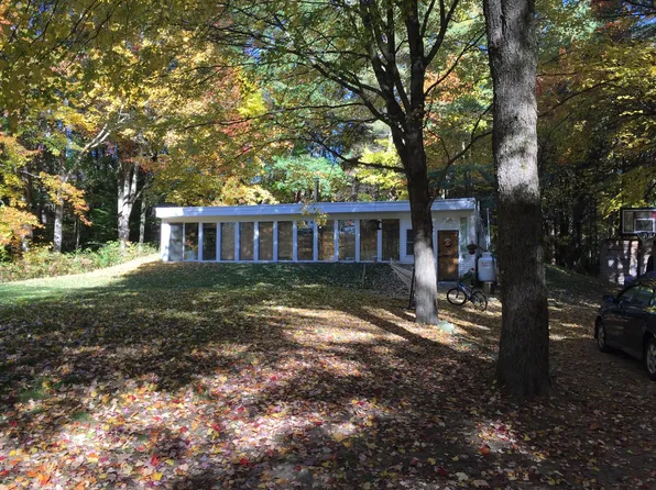 261 Athol Rd, Richmond, NH 03470