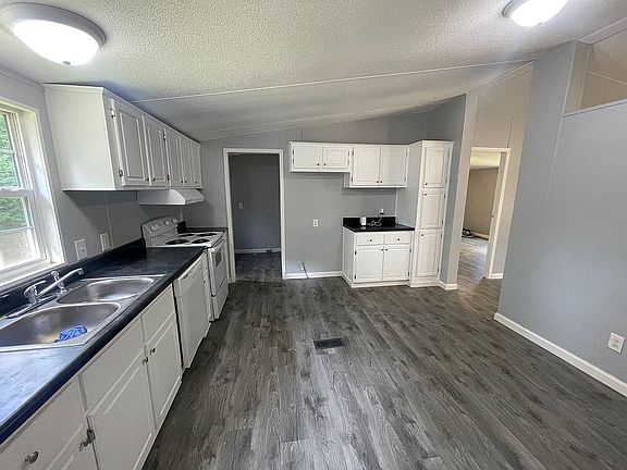 4th image of 103 Percival Dr