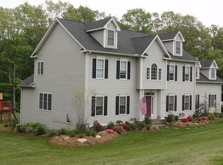 2084 Jennifers Dr, Guilford, CT 06437