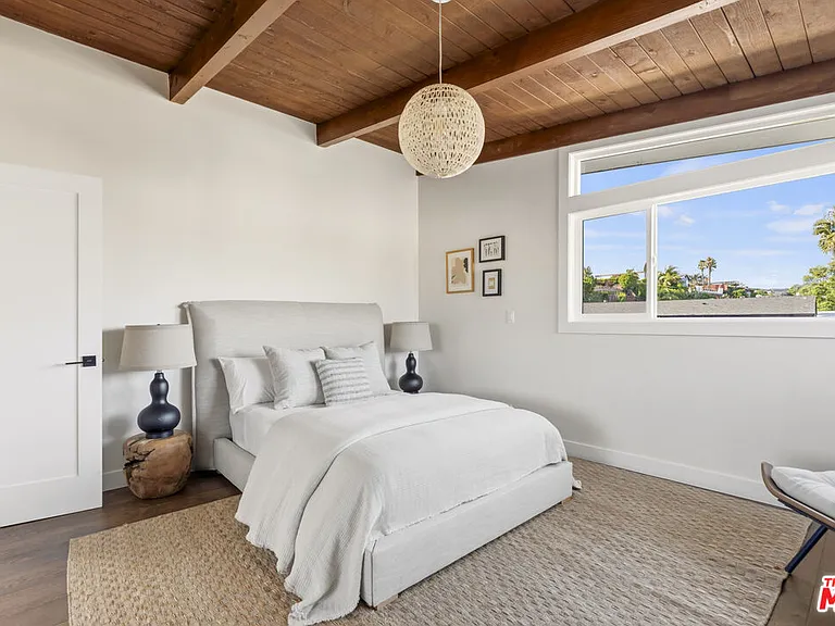 4600 Don Quixote Dr — Photo 45