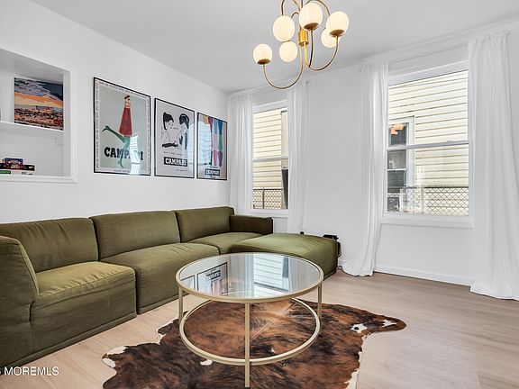5th image of 611 3rd Ave #1