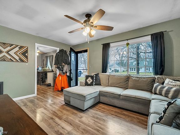 5th image of 4875 Marigold Rd