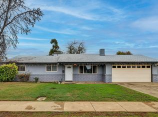 286 N Pepper St, Woodlake, CA 93286