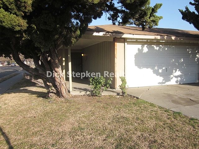 1st image of 5 E Iris Ave