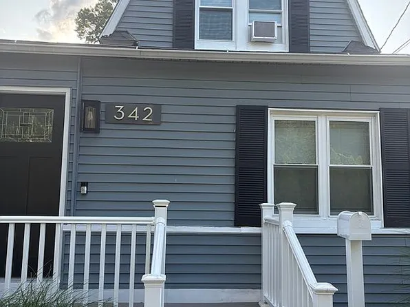 342 Milford Point Rd, Milford, CT 06460