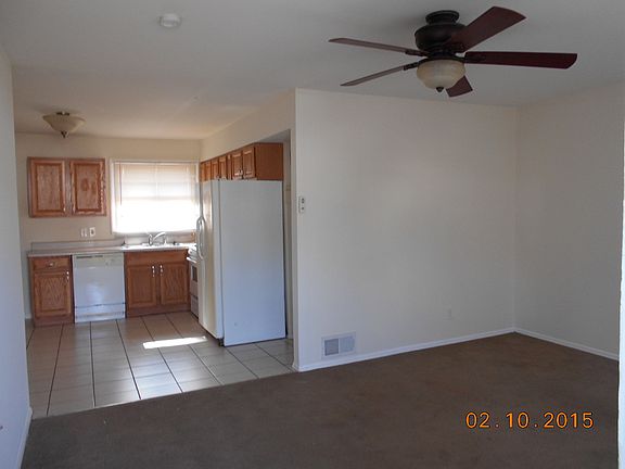 4th image of 826 Bella Ln