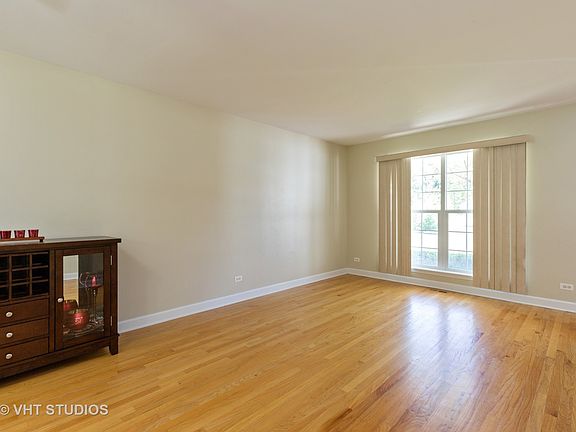 3rd image of 37517 Lyons Woods Ct
