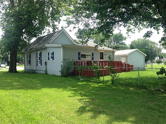 4th image of 523 E John St