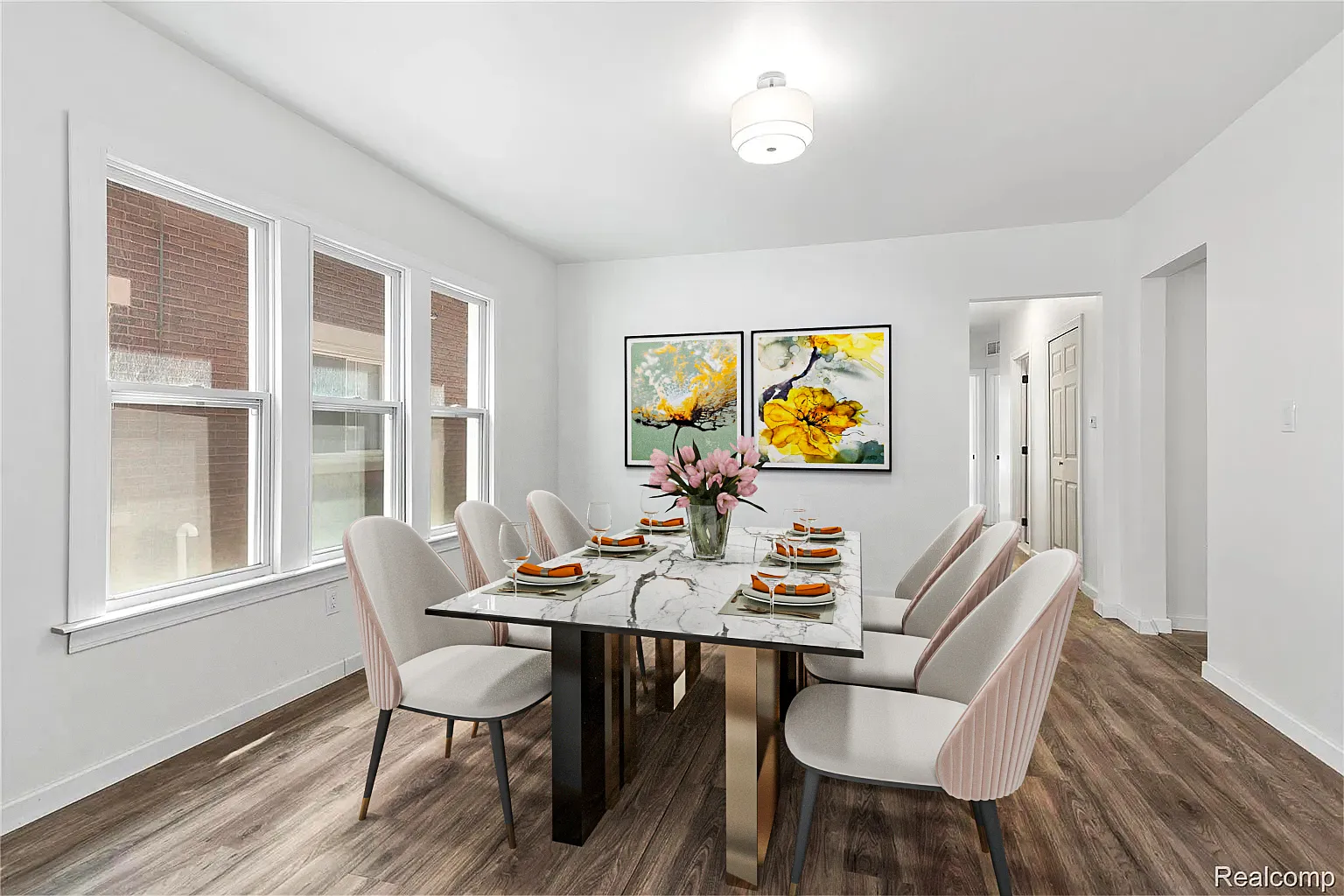 6 bed, 3008 sqft, $2,300 — Photo 4