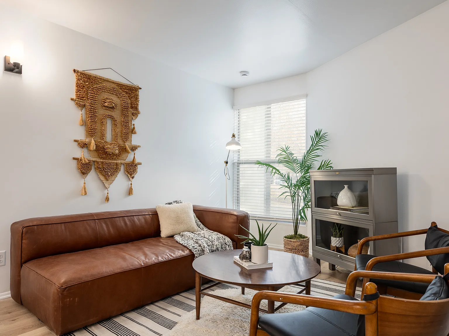 1 bed, 675 sqft, $1,299 — Photo 2