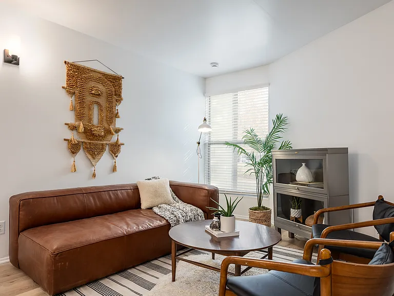 175 N Canyon Rd #3 — Photo 3