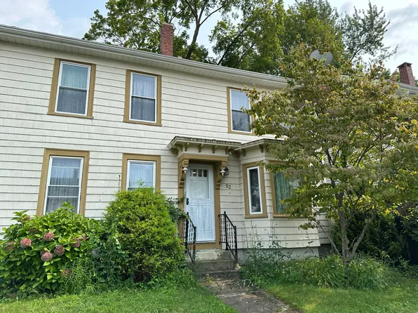 52 Union St, Lincoln, RI 02865