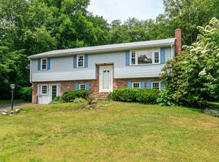 46 Tracy Lyn Rd, Holliston, MA 01746