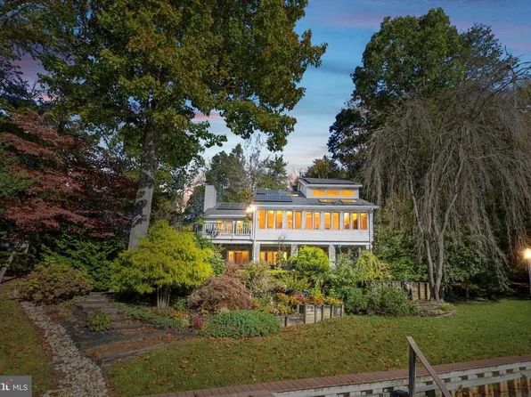 19 Commissioners Pike, Woodstown, NJ 08098