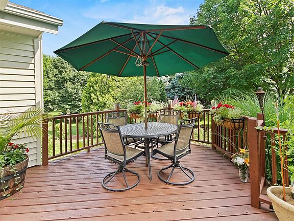 2nd image of 2715 River Edge Ct