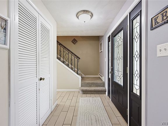 4th image of 8860 Disney Dr