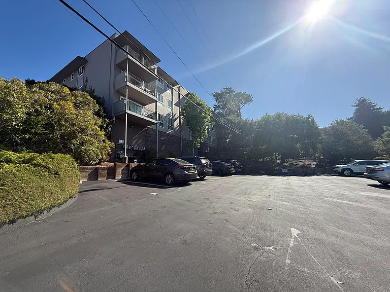 1241 W Hillsdale Blvd #201 — Photo 5