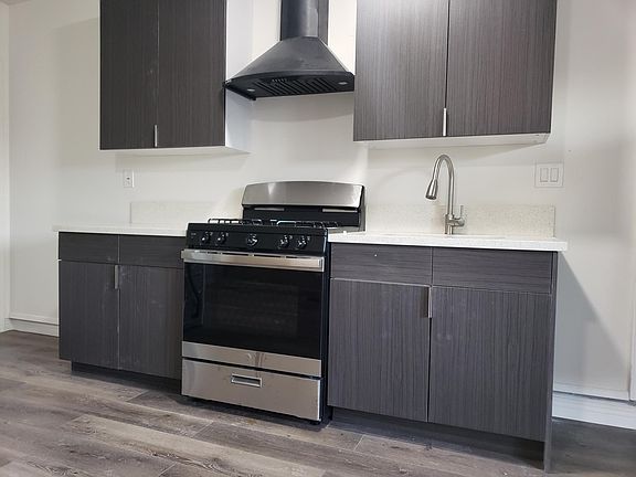 5th image of 1166 N Glendora Ave Unit B