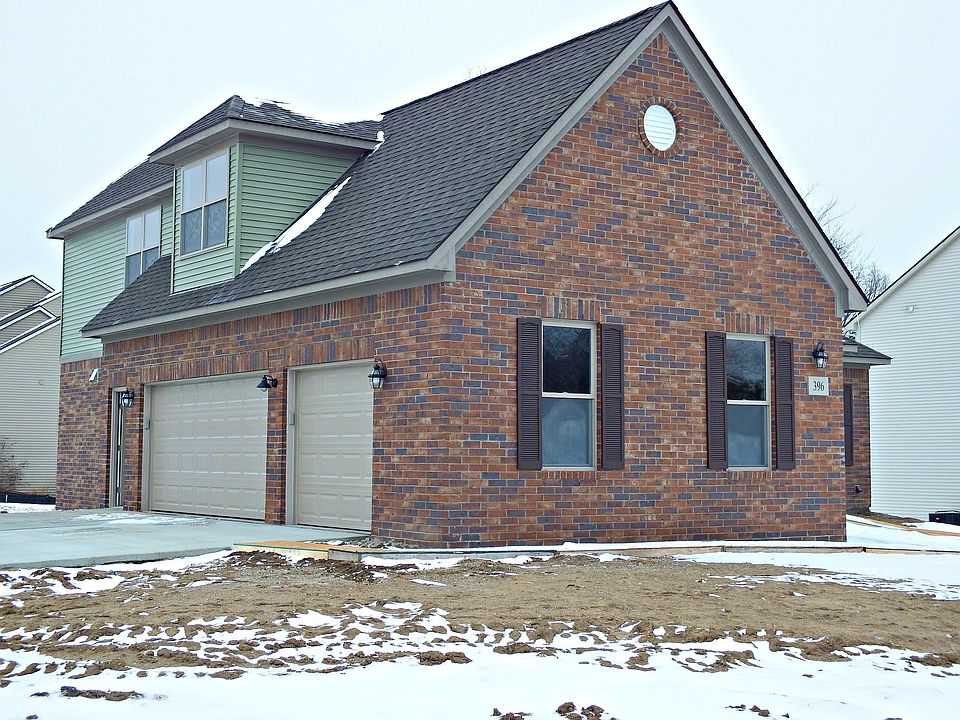 1st image of 396 Arlington Dr