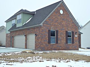 396 Arlington Dr, Saline, MI 48176