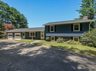 59 Lovers Ln, Greenfield, MA 01301