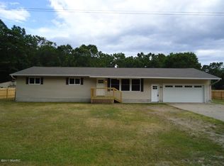 2473 Macarthur Rd, Muskegon, MI 49442