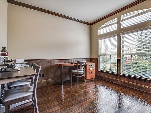 5th image of 4308 Oxbow Dr