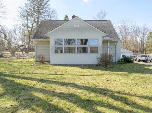 1363 State Route 43, Mogadore, OH 44260