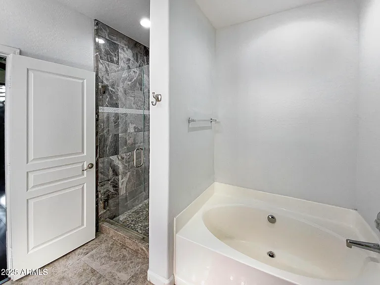 1225 N 36th St #1031 — Photo 17