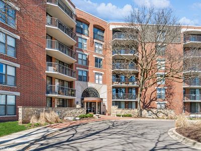 511 Aurora Ave UNIT 205, Naperville, IL, 60540